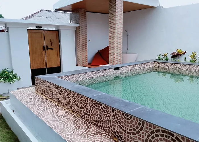 Privat Pool At Kuta (Bali)